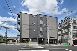 フローレンス塚口【2階】の外観