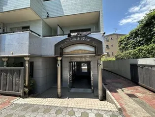 メゾン・ド・エルヴェ【2階】の地図