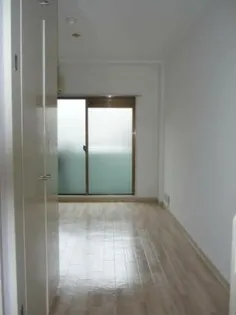 メゾン・ド・エルヴェ【2階】の玄関