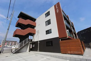 神奈川県平塚市北金目2【マンション】の外観