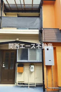 大阪府四條畷市江瀬美町【一戸建】の外観