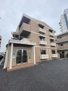 神奈川県藤沢市菖蒲沢【マンション】の外観