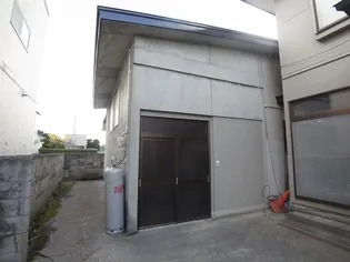 青森県弘前市大字川先2【一戸建】の外観