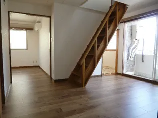 メゾン千夢【3階】の居間