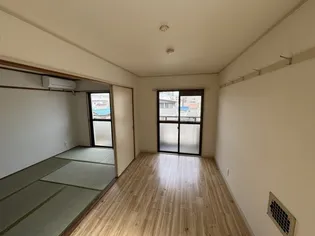 コーポ舟入南【4階】の居間