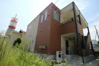 レイナス花絣【1階】の外観