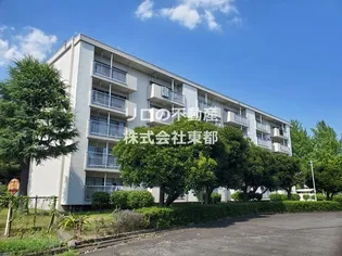 烏山北住宅17号棟【2階】の外観