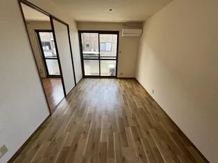 シャルマンコートA・B【1階】の居間