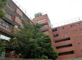 ローヤル若葉【1階】の外観