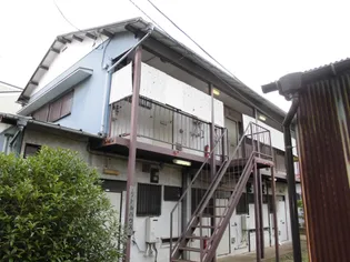 リトルハウス【1階】の外観