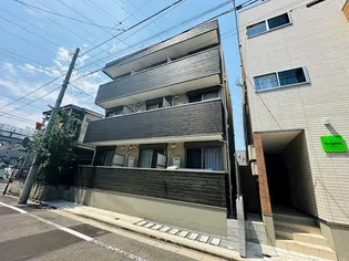 スカースデル【3階】の外観