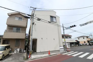 カインドネス鷹の台【1階】の外観