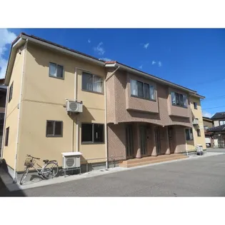 ルアン【2階】の外観