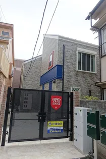 ハーミットクラブハウスMIE(ミエ)【1階】の外観