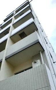 東京都新宿区四谷三栄町【マンション】の外観