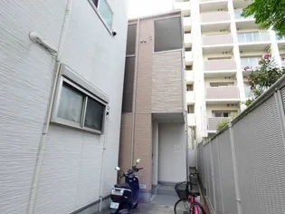 インディゴライト【1階】の外観