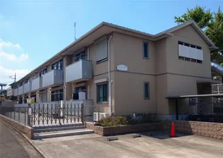 ドエル・リバーサイド【2階】の外観