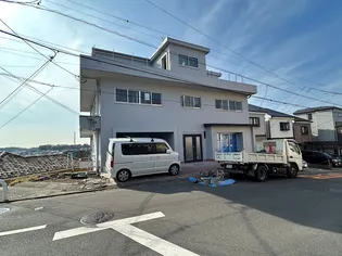 コンブロンビルの画像