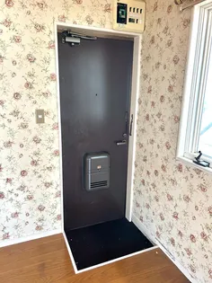 WING FURUYA【2階】の玄関