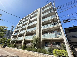 クール ドゥ サンセールの画像