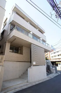 ラスパセス代々木【2階】の外観