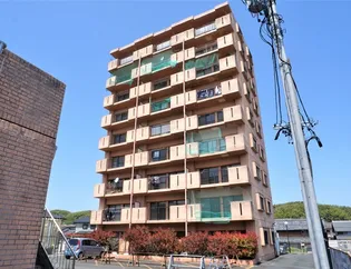 第三宮脇笹川ハイツB【1階】の外観