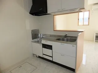 シャルムガーデンE【1階】のキッチン