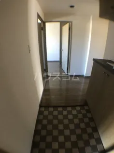 パークヒル飯山満 3号棟【2階】の玄関