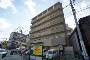 パンスターチス【4階】の外観