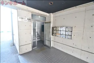 広島県広島市西区南観音7【マンション】の外観