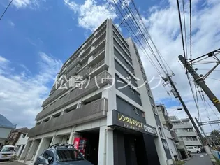 BEWELプラス【2階】の外観