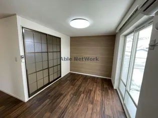 グランディールI【1階】の居間