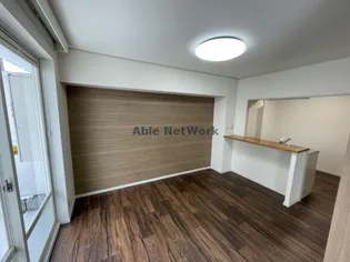 グランディールI【1階】の居間