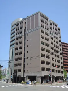 ピュアドームグランディー博多【6階】の外観