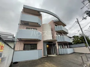 ロイヤルむらかみ【2階】の外観