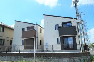 東京都日野市旭が丘2【一戸建】の外観