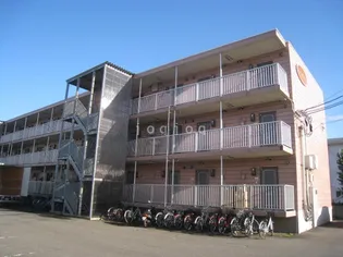 セレンデピティー【1階】の外観