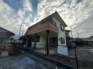 愛媛県新居浜市政枝町1【一戸建】の外観