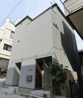 東京都荒川区西日暮里4【アパート】の外観