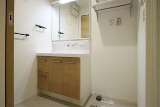 SH・Morgenrot~モルゲンロート~【1階】の内装