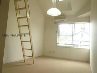 セントラルリバーI【2階】の居間