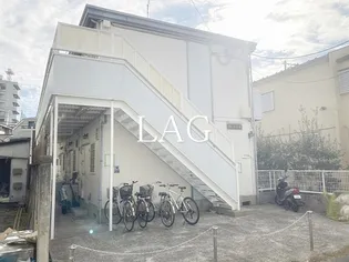 フラッツ・マーサ【2階】の外観