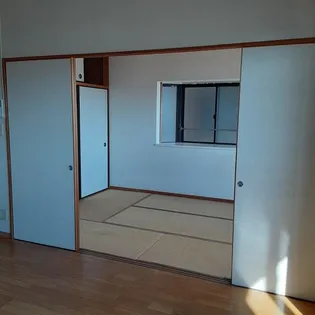 オーシャンビューII【2階】の外観