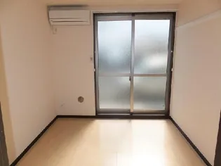 レオネクストアリオール沼田III【1階】の居間