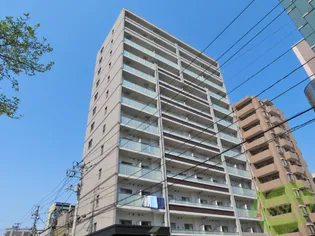 ロージェ泉中央【1階】の外観