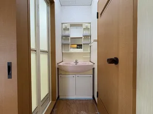 ドレスデン実相寺【2階】の内装