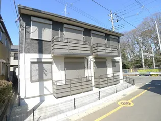 ナーラック【1階】の外観