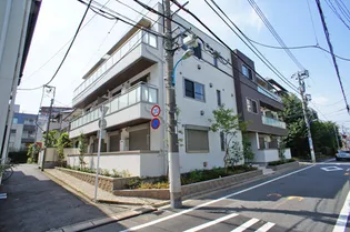 グランシャリオ市ヶ谷【3階】の外観