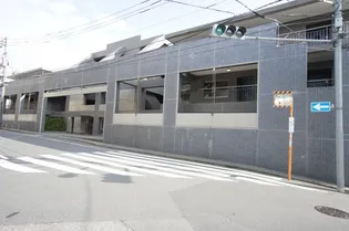 東京都新宿区納戸町【マンション】の外観