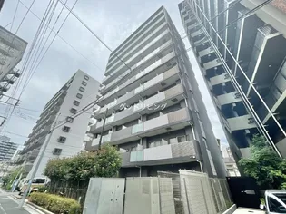 シュールフローレ【2階】の外観